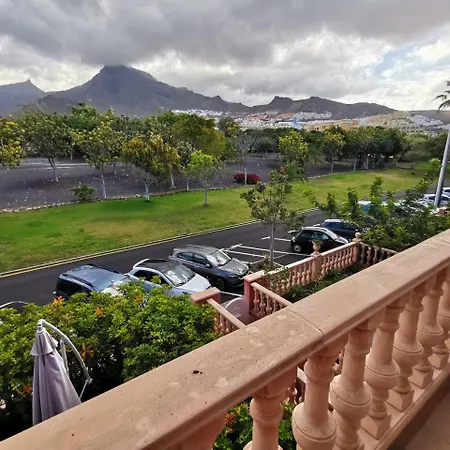 Townhouse Jardines Del Duque 49 Апартаменты Adeje